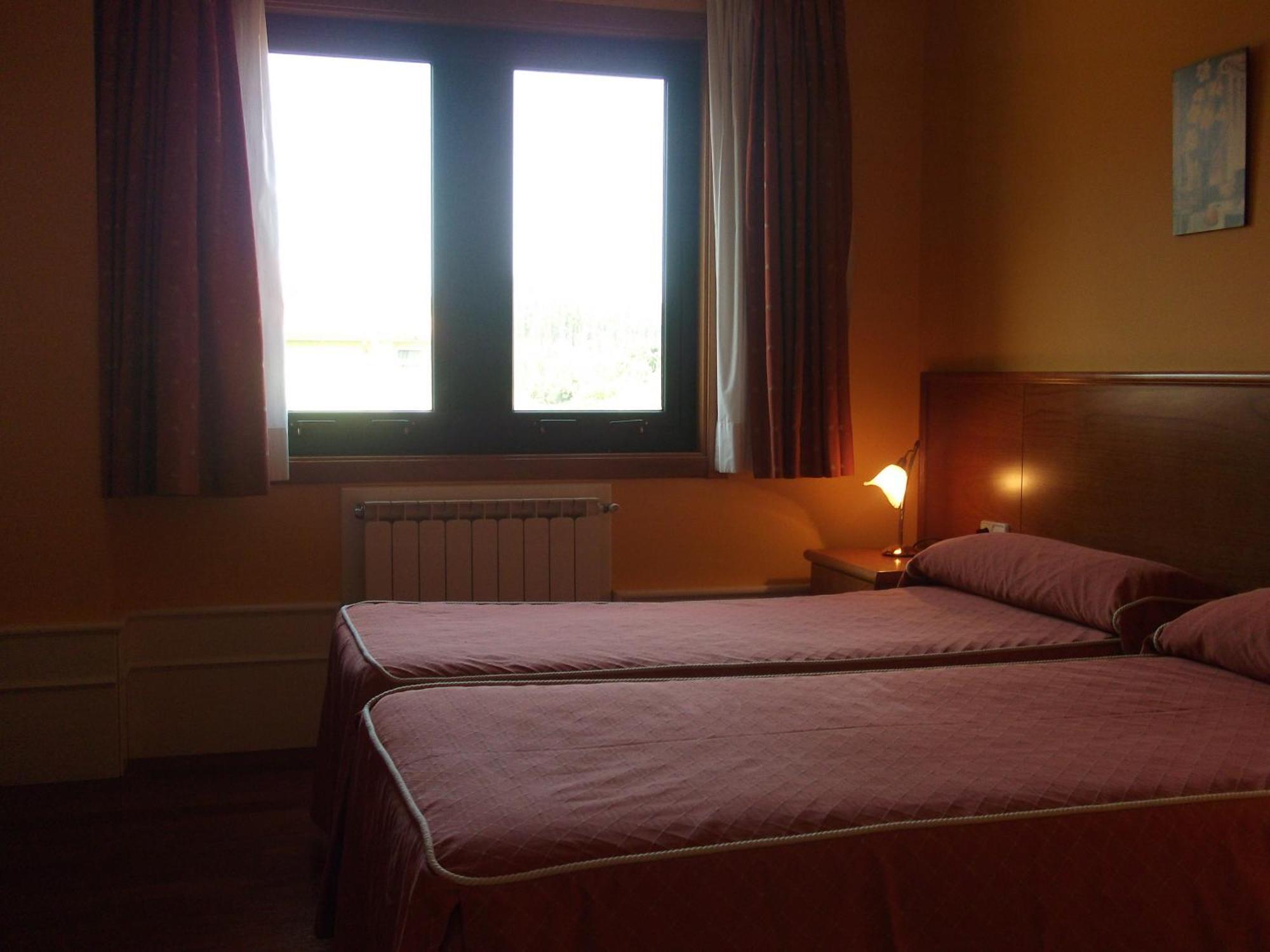 Val De Serantes Ferrol Exterior photo